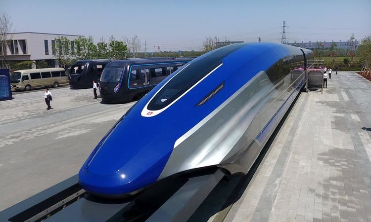 В Китае построили самый быстрый поезд в мире, способный заменить самолет